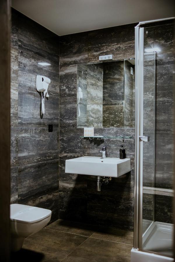 Hotel Greys Polonia Zasutowo Exterior foto